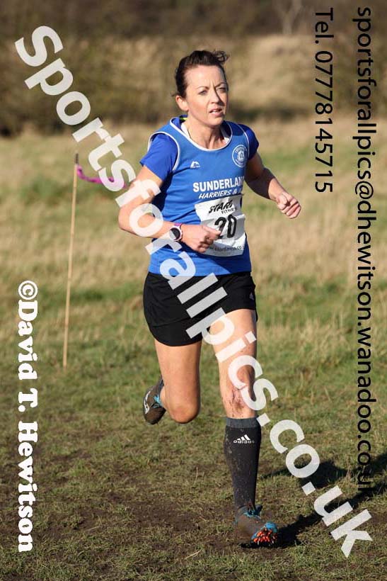 Womens masters and mens over-65s North Eastern Masters, Wallsend. Photo: David T. Hewitson/Sports for All Pics